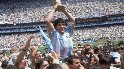 Se cumplen cuatro años de la muerte de Diego Maradona, un ídolo que trasciende el tiempo