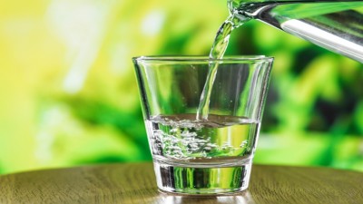 Recomendaciones para consumir agua segura y obtener una hidratación sin riesgos