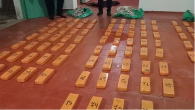 Incautaron más de media tonelada de marihuana: conductor la abandonó y huyó