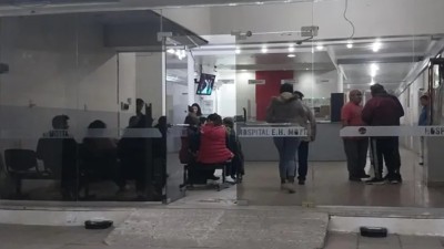 Un locro popular intoxicó a 65 personas y se colapsó la guardia del hospital