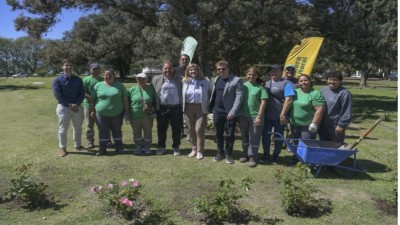 La Municipalidad propicia el padrinazgo para el mantenimiento de espacios públicos