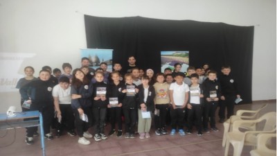 Valle María celebra el Día Mundial del Turismo con charla en la escuela local