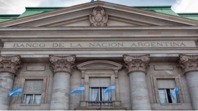 No habrá atención al público este jueves en los bancos: qué pasa con el dólar