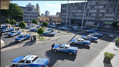 Frigerio entregó nuevos patrulleros para reforzar la seguridad de la provincia