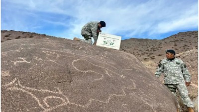Hallazgo inesperado en la cordillera: encontraron piedras con grabados de origen prehispánico