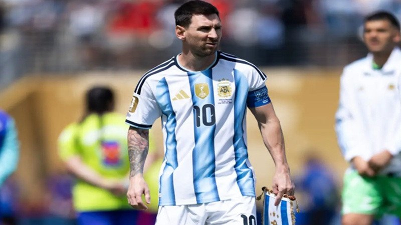 Messi no regresa con sus compañeros de la Selección Argentina y viajó rumbo a Miami