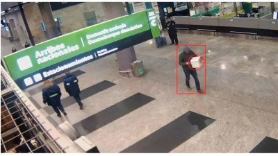 Un riñón abandonado en Aeroparque desató un operativo y terminó con un abogado detenido