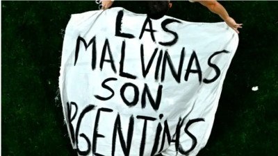 La famosa bandera de Malvinas del Mundial 2026: dónde está guardada y qué harán con ella